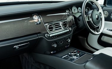 Rolls-Royce Wraith Black Badge 19