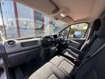 Renault Trafic 1.6 dCi ENERGY 29 Business+ Panel Van 5dr Diesel Manual LWB Standard Roof E 18