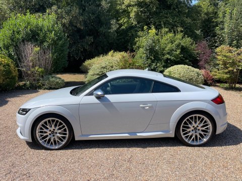 Audi TT 2.0 TFSI Coupe 3dr Petrol Manual quattro Euro 6 (s/s) (310 ps) 9