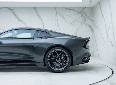 Aston Martin Vanquish V12 52