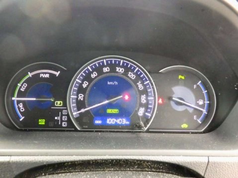 Toyota Esquire Hybrid Hybrid Gi 10
