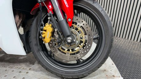 Honda CBR CBR 600 2011 ONLY 11K LONG MOT WARRANTY SUPER SPORT 600CC 21