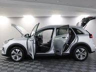 Kia Niro 4 6