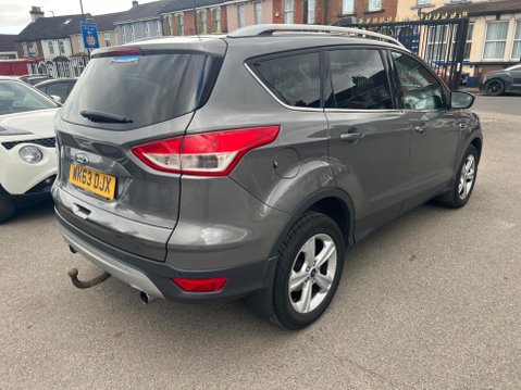 Ford Kuga 2.0 TDCi Zetec AWD Euro 5 5dr 6