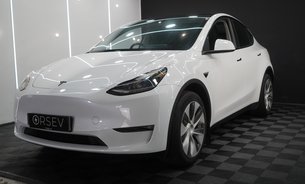 Tesla Model Y LONG RANGE AWD Now with GROK AI 1 Owner Comfort Suspension Pano roof VAT Q 8