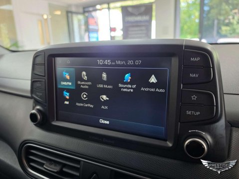 Hyundai KONA 1.0 T-GDi Premium Euro 6 (s/s) 5dr 38