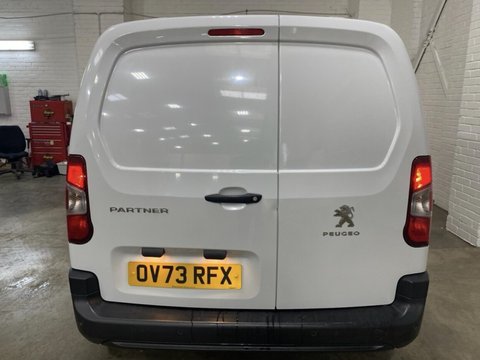 Peugeot Partner BLUEHDI PROFESSIONAL PREMIUM PLUS L1 6