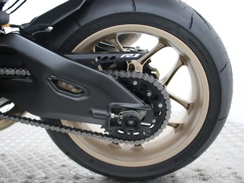 Yamaha R1 R1 60th Anniversary Edition 37