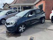 Honda Jazz I-MMD EX 2