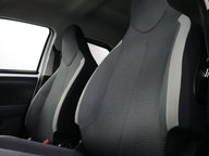 Toyota Aygo VVT-I X-TREND TSS 35