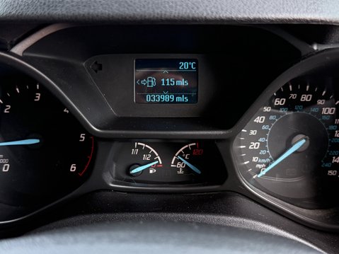 Ford Tourneo Connect 1.5 TDCi 120 Titanium 5dr 21