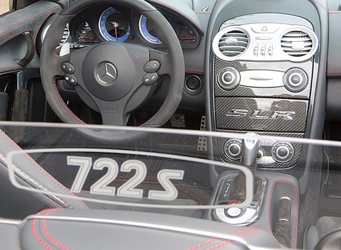 Mercedes-Benz SLR McLaren Roadster 722 S 9