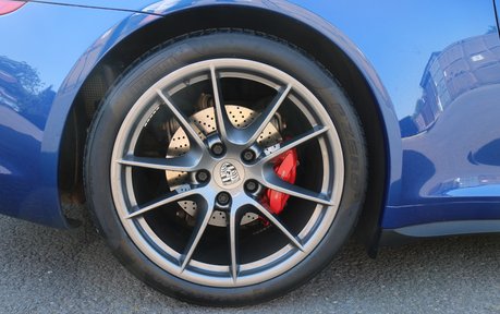 Porsche 911 Carrera 4S PDK Coupe - PSE, BOSE, Sun Roof - Full Porsche Service History 14