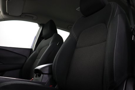 Nissan Qashqai DIG-T ACENTA PREMIUM MHEV 34