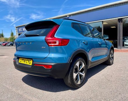 Volvo XC40 2.0 XC40 + B4 MHEV Auto 5dr 72