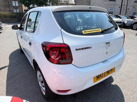 Dacia Sandero AMBIANCE SCE 6