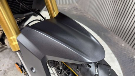 Voge DS 2025 ONLY 3K PANNIERS SCREEN ADVENTURE BIKE A2 READY 30