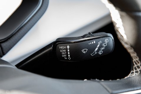 SEAT Arona TSI SE TECHNOLOGY 17