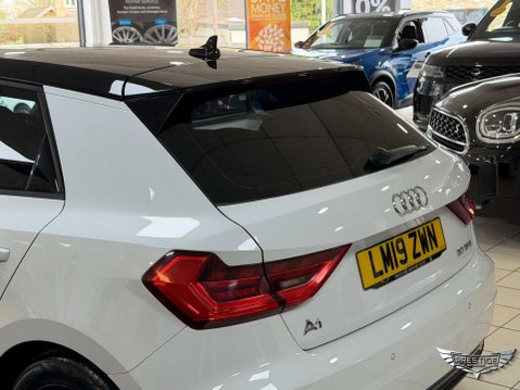 Audi A1 1.0 TFSI 30 Sport Sportback Euro 6 (s/s) 5dr 38
