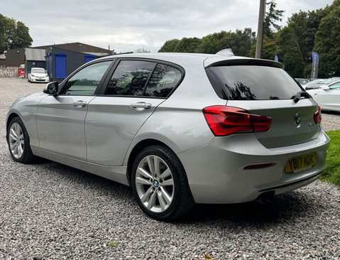 BMW 1 Series 2.0 120d Sport Auto 5dr 9