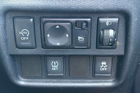 Nissan Juke 1.5 dCi 8v Acenta Premium SUV 5dr Diesel Manual Euro 5 (s/s) (110 ps) 44