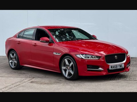 Jaguar XE 2.0 XE R-Sport Auto 4dr 1