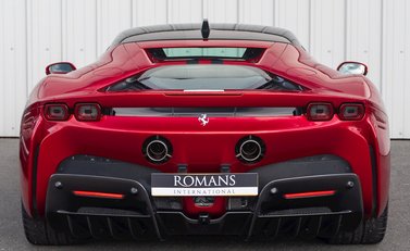 Ferrari SF90 Stradale 5