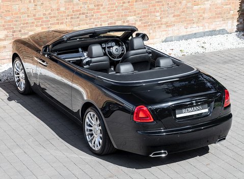 Rolls-Royce Dawn 11