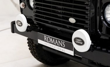 Land Rover Defender 110 XS 27
