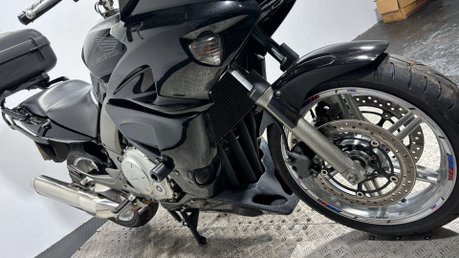 Honda CB 2007 60K MOT GOOD LOOKING 1000CC COMMUTER TOURER BIKE 25