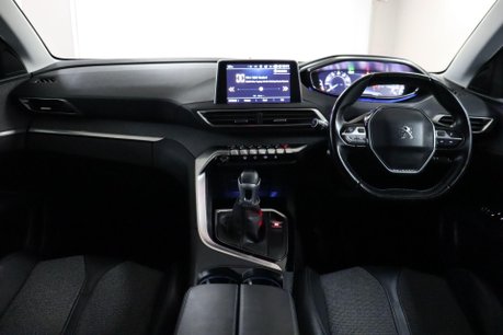 Peugeot 3008 PURETECH S/S ALLURE 41