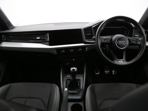 Audi A1 1.0 TFSI 30 S line Sportback Euro 6 (s/s) 5dr 9