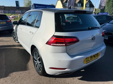 Volkswagen Golf 1.0 TSI SE Nav Euro 6 (s/s) 5dr 9