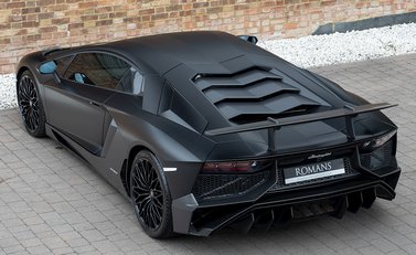 Lamborghini Aventador SV LP 750-4 Coupe 11