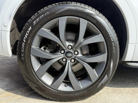 Land Rover Discovery Sport 1.5 P300e 12.2kWh R-Dynamic SE SUV 5dr Petrol Plug-in Hybrid Auto 4WD Euro 15