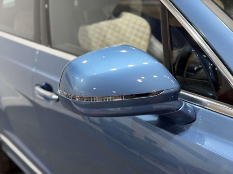 Bentley Bentayga 4.0 V8 SUV 5dr Petrol Auto 4WD Euro 6 (s/s) (550 ps) 32