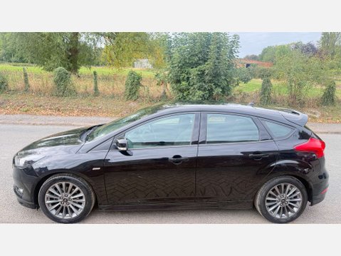 Ford Focus 1.5 Focus ST-Line TDCi 5dr 29