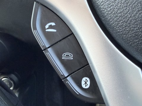 Suzuki Ignis 1.2 Dualjet 12V Hybrid SZ-T 5dr 31