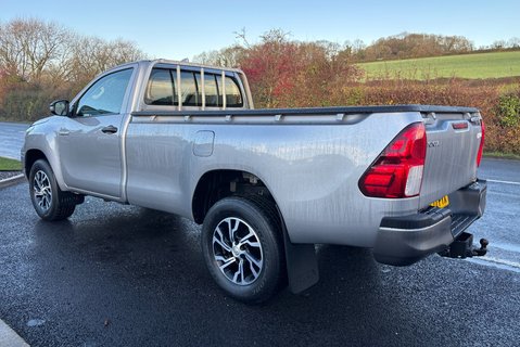 Toyota Hilux Active 4WD D-4D Single Cab Pickup - No VAT 6