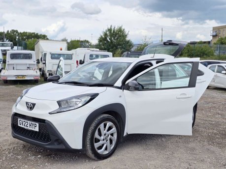 Toyota Aygo X 1.0 VVT-i Pure Hatchback 5dr Petrol x-shift Euro 6 (s/s) (72 ps) 8
