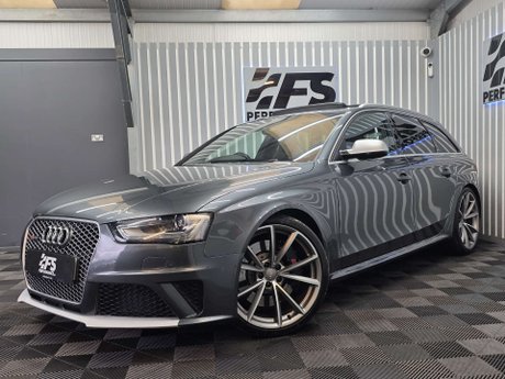 Audi RS4 4.2 FSI V8 Estate 5dr Petrol S Tronic quattro Euro 5 (450 ps) 3