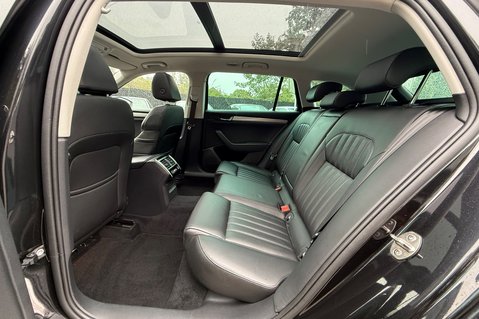 Skoda Superb SE L EXECUTIVE TDI - PANORAMIC SUNROOF  22