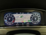 Volkswagen Golf 2.0 TSI R Hatchback 3dr Petrol DSG 4Motion Euro 6 (s/s) (310 ps) 32