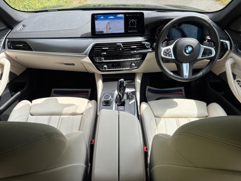 BMW 5 Series 520D M SPORT TOURING MHEV 13