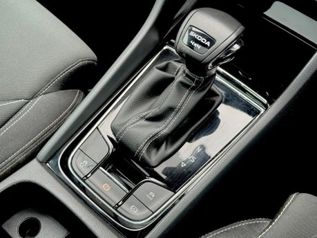 Skoda Karoq SPORTLINE TSI DSG 15