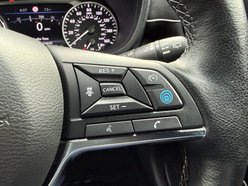 Nissan Juke 1.6 Tekna+ SUV 5dr Petrol Hybrid Auto Euro 6 (143 ps) 32
