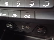 Hyundai TUCSON T-GDI SE NAV 36