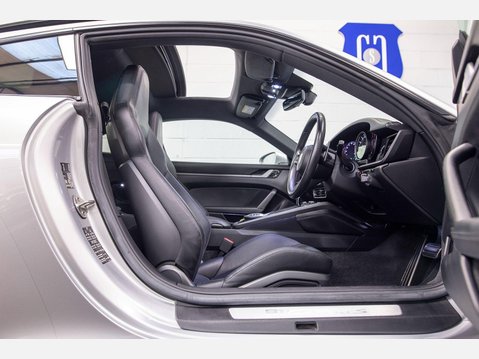 Porsche 911 3.0T 992 Carrera S PDK Euro 6 (s/s) 2dr 16