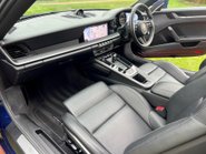 Porsche 911 CARRERA PDK 23