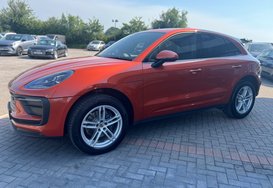 Porsche Macan PDK 21